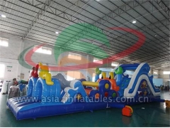 Obstacle gonflable militaire Parcours de combattant gonflable de jeu d'enfants et d'adultes avec la petite glissière