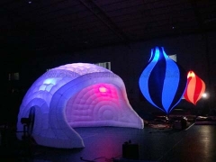 Événement Hot Selling Inflatables Tentes gonflables blanches de Luna avec la lumière de LED en prix usine